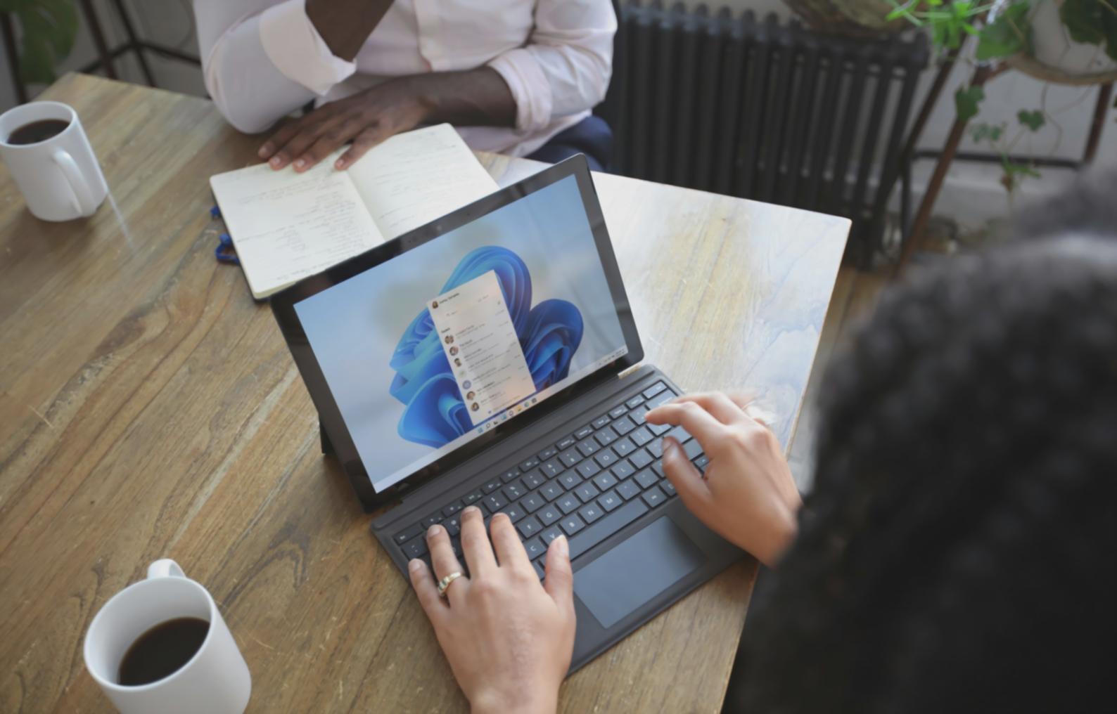 Interface de plateforme d'investissement sur écran moderne